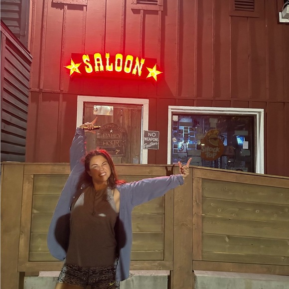 Meet your Posher, Torrey - Picture 11 of 14